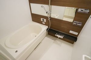 グローリー　コート 102号-9