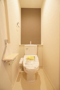 Ａ－ＦＩＲＳＴ　五反野 302号-9