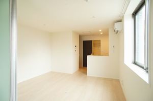 アッソ ルッソ 綾瀬 303号-8