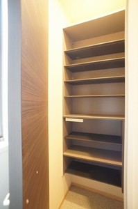 アッソ ルッソ 綾瀬 303号-11