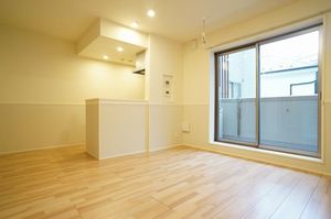 レーヴマニフィック平井 301号-3