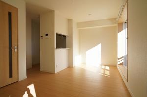 アイリス六町 202号-3