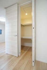 Ｂｏａｒ　Ｍｏｕｓｅ 102号-8