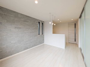 ＨＩＫＡＲＩ　ＥＡＳＴ 101号-2