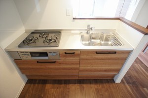 Ｑｕａｔｒｅ　ｓａｉｓｏｎｓ 302号-4