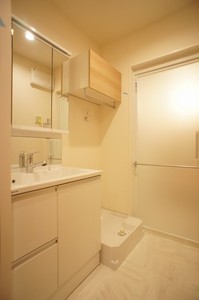 El Cerezo 根津 203号-7