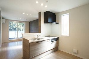 Ｓｈａ　Ｍａｉｓｏｎ　ＫＯＷＡ 207号-4