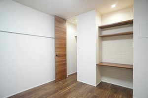 Ｐｌｅａｓｕｒｅ　Ｂｒｉｇｈｔ 302号-7