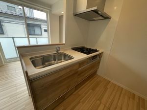 クレスト千住 202号-2