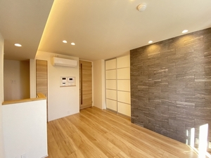 雄治レジデンス 203号-2