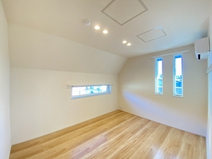 雄治レジデンス 302号-4