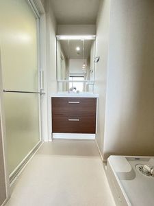 リヨン千代田 305号-6