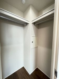 リヨン千代田 305号-8