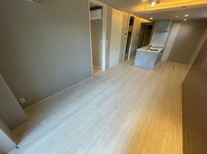 アルバレス六町 103号-2