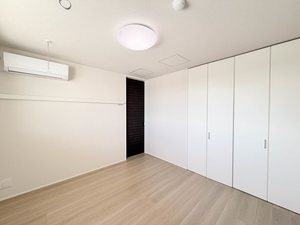 グリナージュ　リリア 402号-8