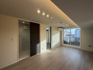 ルル・アルエット 302号-3