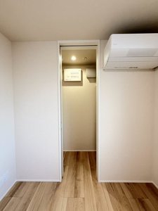 ラピスラズリ 303号-8