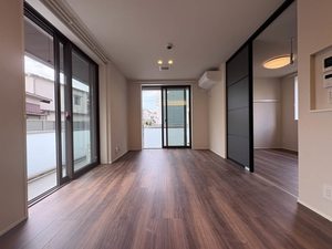 セントリビエ江北 101号-2