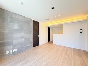 クレスティーク 105号-3