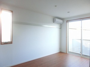 メゾン・ド・リンネル 201号-4