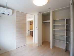 Ｓｅｒｅｎａｖｉｌｌａ 102号-6