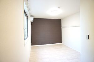 メゾン　リュイソー 102号-8