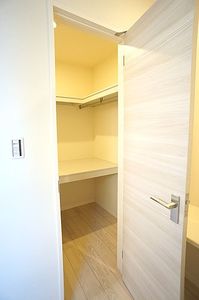 メゾン　リュイソー 102号-11