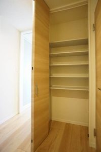 ＦＯＲＥＮＡ 303号-6