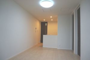 ガイア是政 弐番館 301号-2