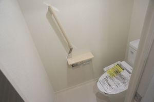 ガイア是政 弐番館 301号-9