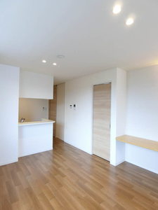 シャルム・パレ 302号-2