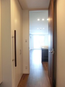 ＤＯＬＣＥ 301号-2