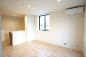 グレースキャニオン 302号-2