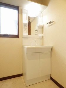 イズ上連雀 BON号-8