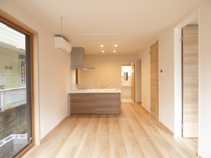 イズ上連雀 ZEN号-2
