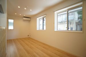 Ｓｈｉｒａｋａｂａ　Ｔｅｒｒａｃｅ 103号-4