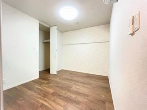 ＷＥＥＫＥＮＤ　ＣＩＴＹ 102号-4