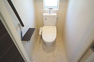 ドルフ白糸台 102号-8