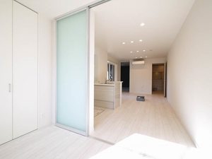 ル　アヴィオン 101号-6