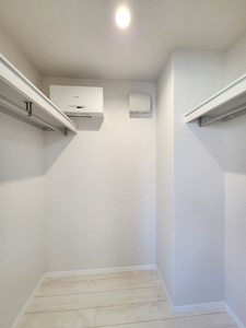 トリシューラ　タキザカ 101号-4