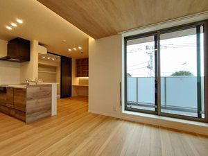 フォレナ 302号-2