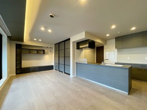 シャーメゾン藤雅庭 202号-2