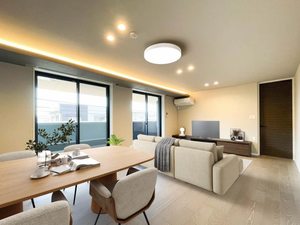 シャーメゾン藤雅庭 203号-2