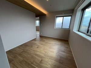 クオリスタ 302号-9