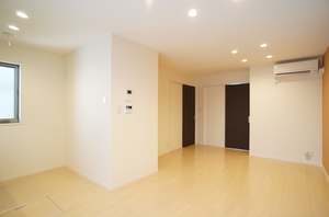 シャーメゾン平井 101号-3