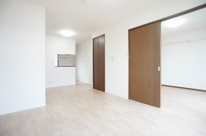 シャーメゾンC 202号-3