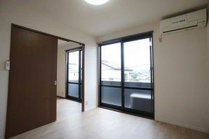 シャーメゾンC 202号-5