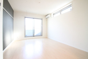 ヴィラージュ根岸 301号-3