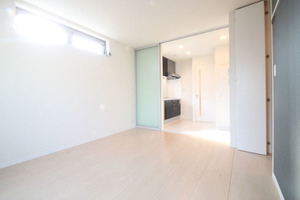 ヴィラージュ根岸 301号-4