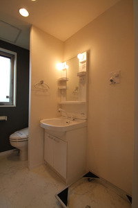 ヴィラージュ根岸 301号-8